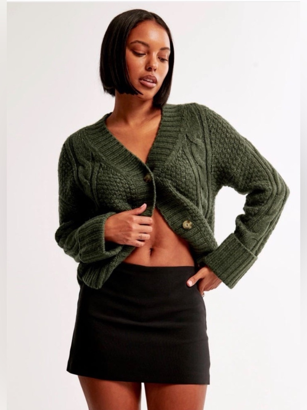Abercrombie & Fitch Cable Knit Sweater Cardigan. Small. Dark Olive. NWT.